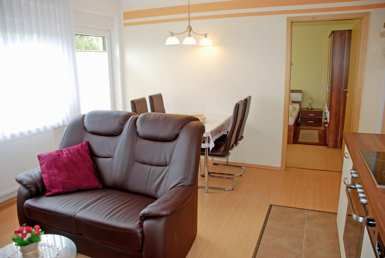 Selliner Ferienwohnungen エクステリア 写真